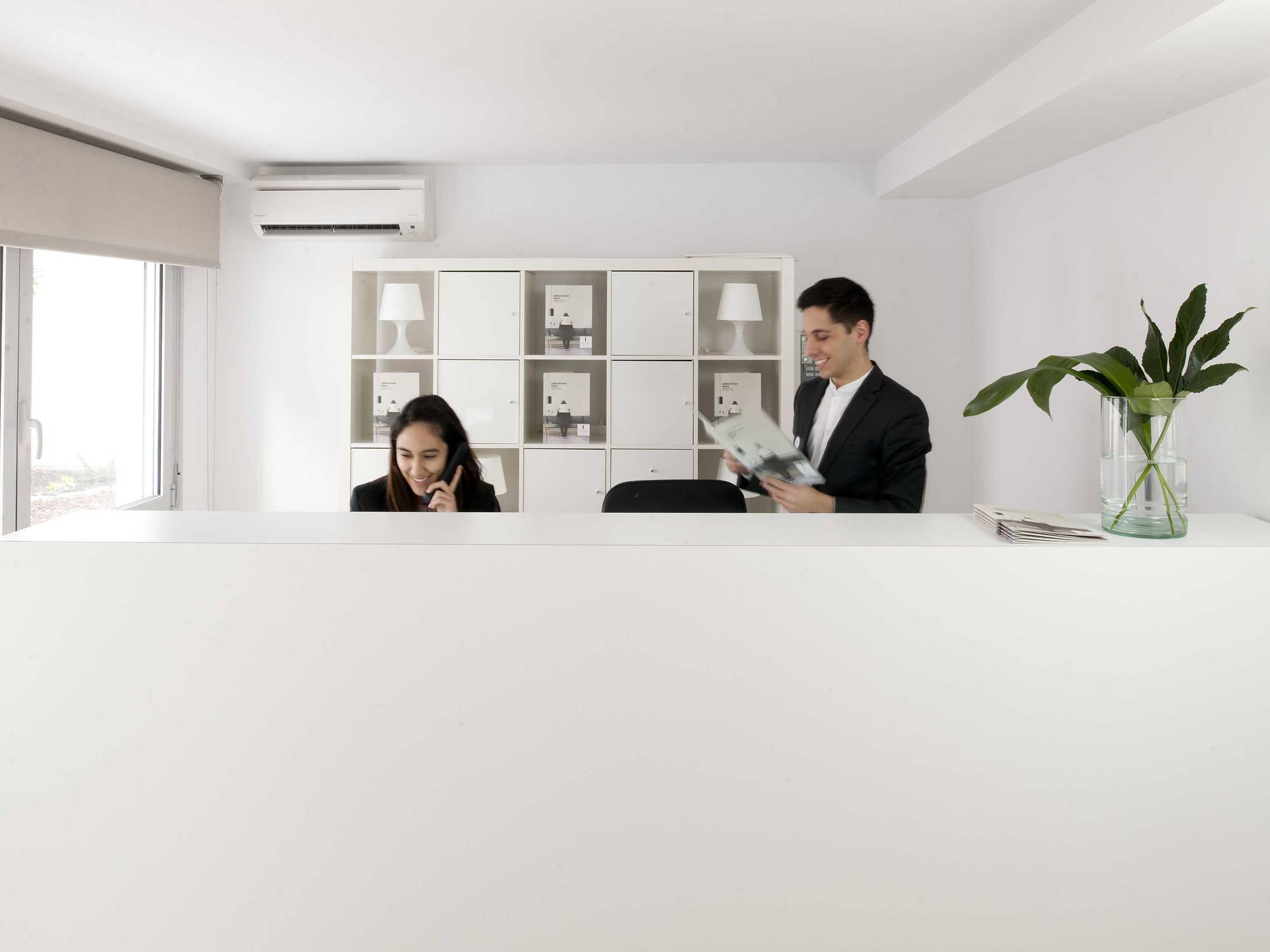 Eric Voekel Boutique Apartments - Atocha Suites Мадрид Екстериор снимка